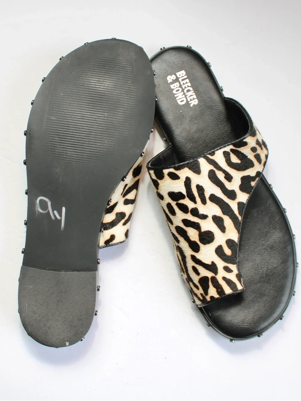BLEECKER & BOND Heidi Cowhide Calf-Hair Leopard Studded Sandals Size 8.5
